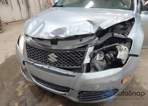 2010 Suzuki Kizashi Se from USA, damaged, VIN JS2RE9A33A6100975